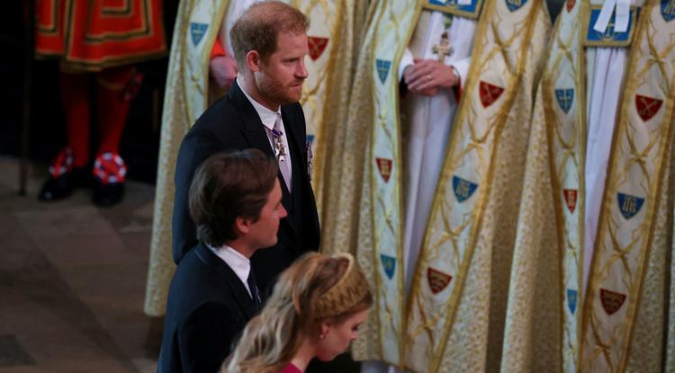 Harry herceg így érkezett meg a Westminster-apátságba. Fotó: Getty Images