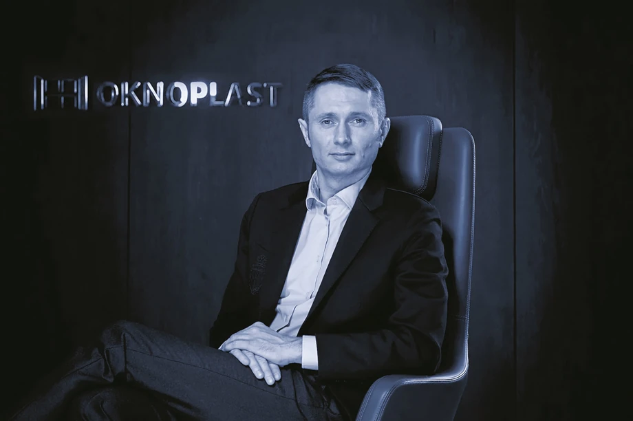 - W obliczu napięć geopolitycznych głównym celem jest utrzymanie ciągłości produkcji - mówi Mikołaj Placek, Oknoplast.