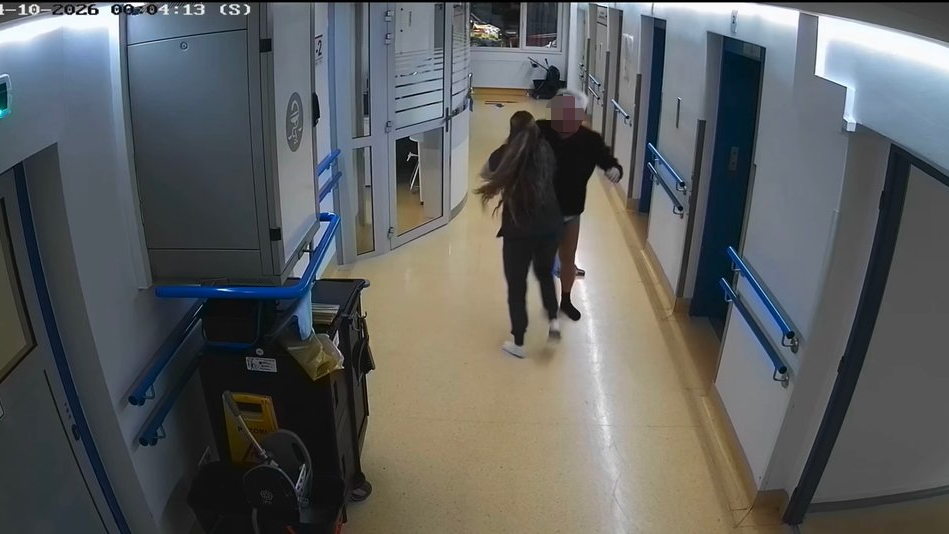 Opitý muž napadol praktickú sestru.