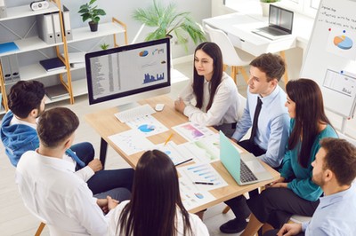 Polacy rozczarowani rynkiem pracy. Tylko co trzeci jest zadowolony z wynagrodzenia