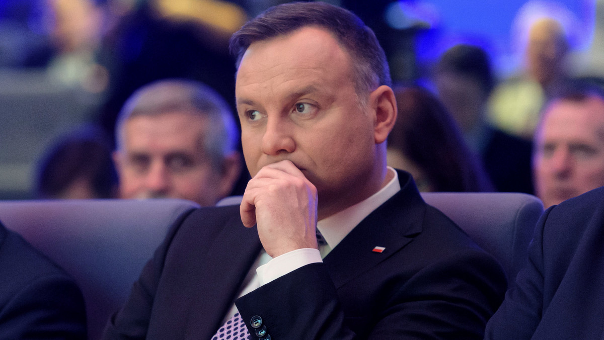 Andrzej Duda odpowiada Sławomirowi Neumannowi: PO chce wypchnąć Polskę z UE? 
