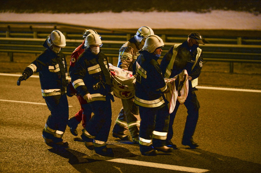 Wypadek autokaru na A4