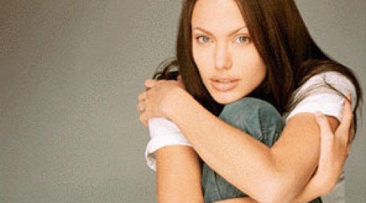 Őszintén beszélt családjáról Angelina Jolie