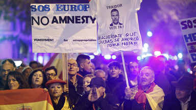 Hiszpania na zakręcie. "Sánchez zdrajca", "faszyści" bronią konstytucji. "Pomóż, Unio Europejska!"