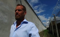 Brutalna więzienna rzeczywistość. Rinke Rooyens opowiada o miesiącu za kratami [ROZMOWA]