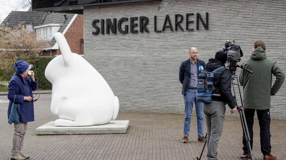 Singer Laren