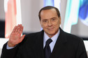 Silvio Berlusconi wspiera walkę z koronawirusem