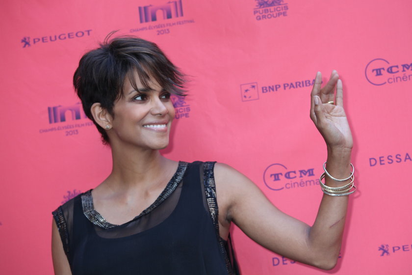 Halle Berry 