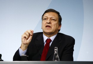 Były szef KE o wojnie w Ukrainie: O ile znam Putina, on się teraz nie cofnie