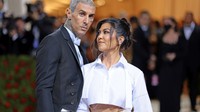 A várandós Kourtney Kardashian sürgős és életmentő műtéten esett át