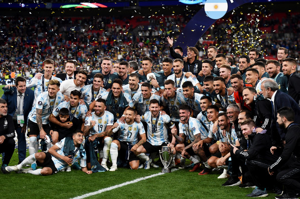 Radość piłkarzy reprezentacji Argentyny po wygraniu Finalissimy