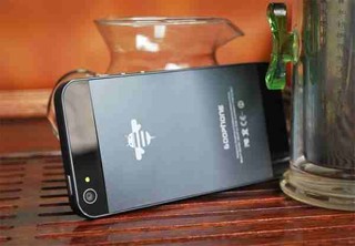 Chińczycy mogą już kupić iPhone5