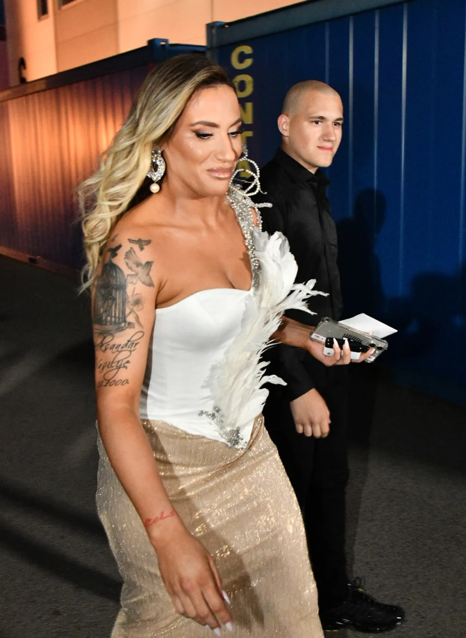 Kristina Spalević sa obezbeđenjem na finalu "Farme 8"