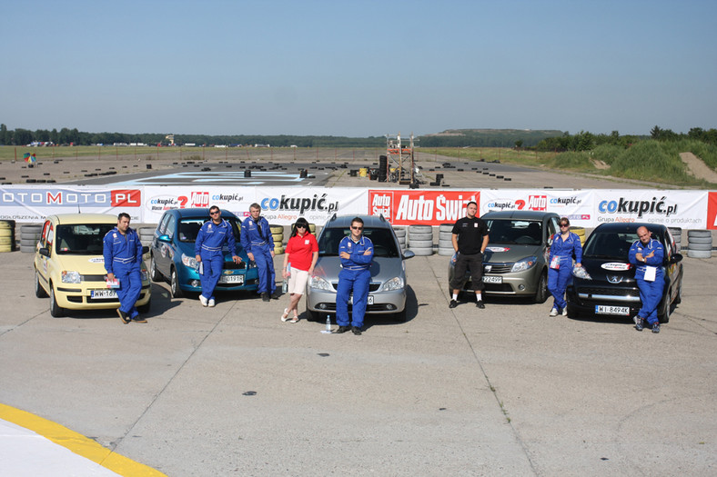 Nowy samochód za 35 000 zł - Nasi czytelnicy testują auta budżetowe: Chevrolet Aveo kontra Fiat Panda, Peugeot 107, Dacia Sandero i Tata Indigo SW