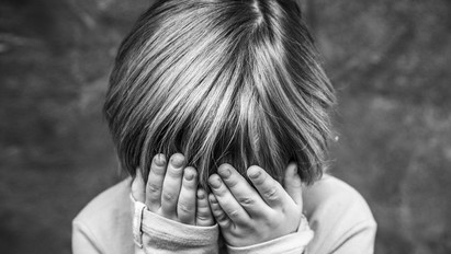 Borzalmas tragédia: maga alá gyűrt egy 8 éves kislányt egy ugrálóvár