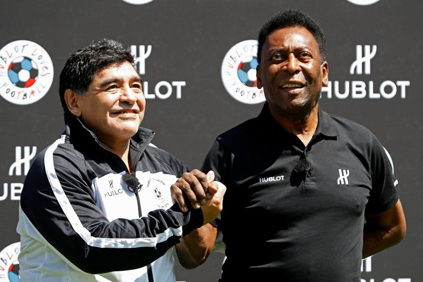 Pele i Diego Maradona spotkali się w Paryżu i pogodzili się po latach
