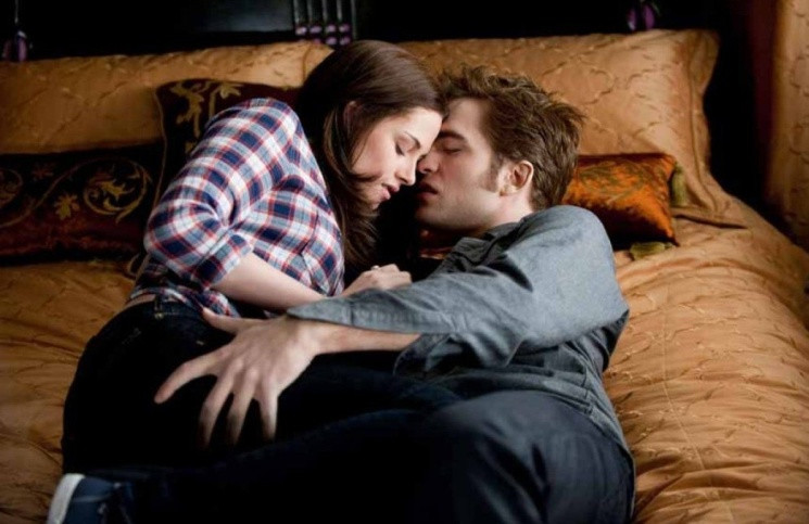 Kristen Stewart i Robert Pattinson w "Zaćmieniu"