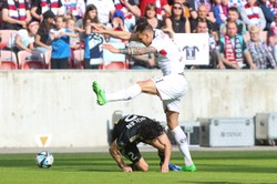 Górnik wiceliderem Ekstraklasy! Piłkarze Jana Urbana wygrali czwarty raz z rzędu [WIDEO]