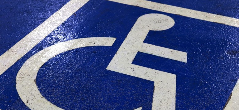 Krasoń: dla osób niepełnosprawnych dodatki do renty, inspektorzy dostępności i windy w niskich budynkach