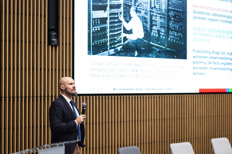 Jak z powodzeniem realizować transformację energetyczną w firmie