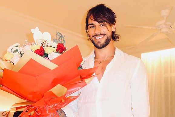 NAKON VEZE SA EMOM RADUJKO VRATIO SE BIVŠOJ DEVOJCI Dragi Gudelj objavio novu sliku i pokazao koliko je voli: "Blagoslov je moj"