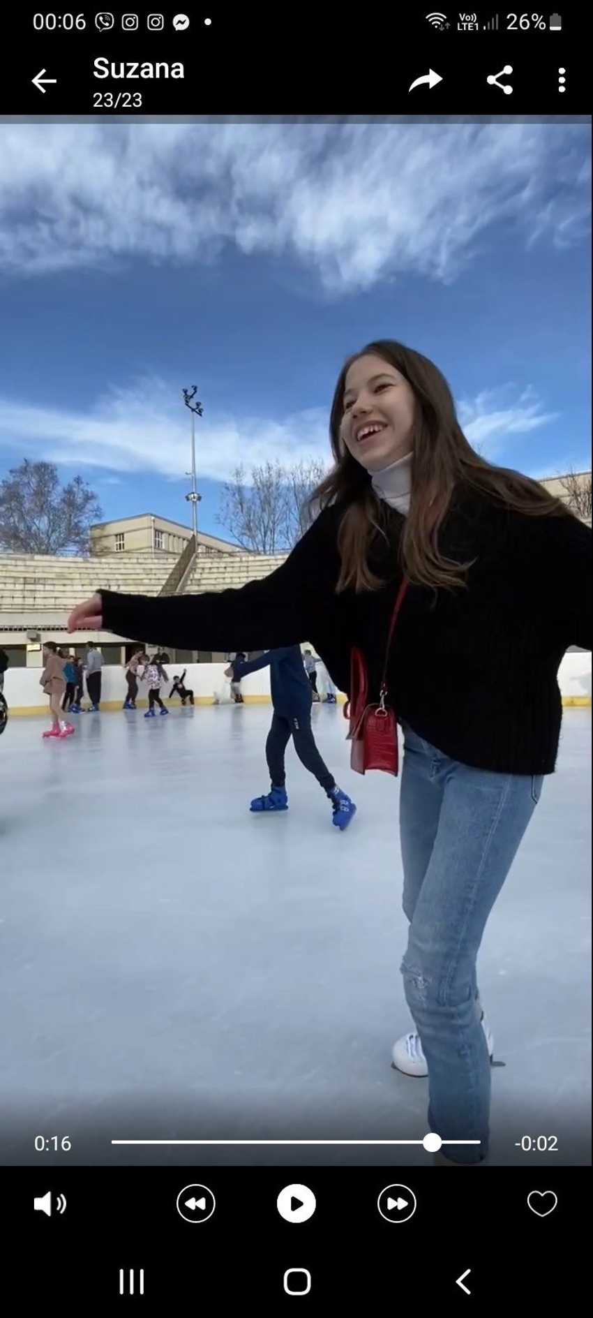 Angelina na klizanju