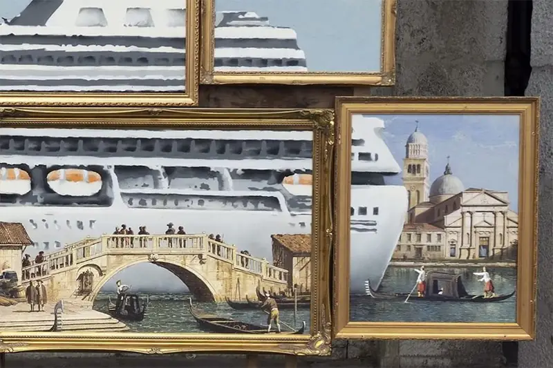 Banksy pokazał &quot;Venice in oil&quot; na Biennale Sztuki w Wenecji