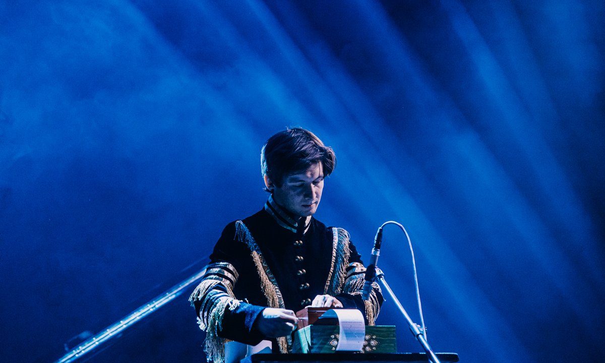 Piotr zagrał na pozytywce dla 40 tys. Ludzi. "Mówili, że ni ch*** się nie uda"