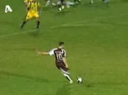 Żurawski trafia w Grecji. Zobacz wideo