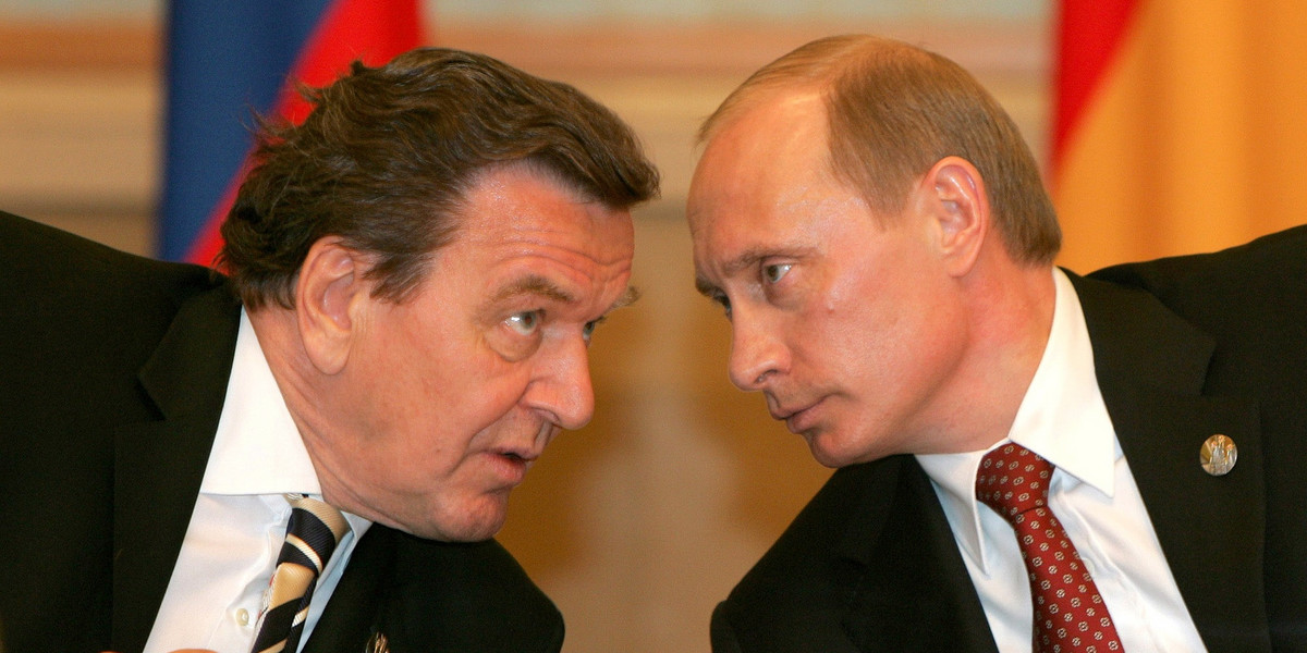 Gerhard Schröder i Władimir Putin.