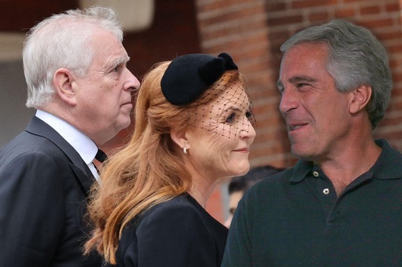 Bivši princ Endru prvi put viđen u javnosti otkako je pušten iz pritvora