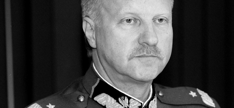 Gen. Sławomir Petelicki. Żołnierz, który kochał Mrożka