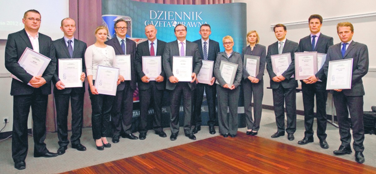 Zwycięzcy oraz wyróżnieni w ósmym rankingu kancelarii prawnych DGP. Fot. Wojciech Górski