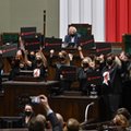 Sejm z niepewną większością ma wolne. Ważne projekty muszą poczekać