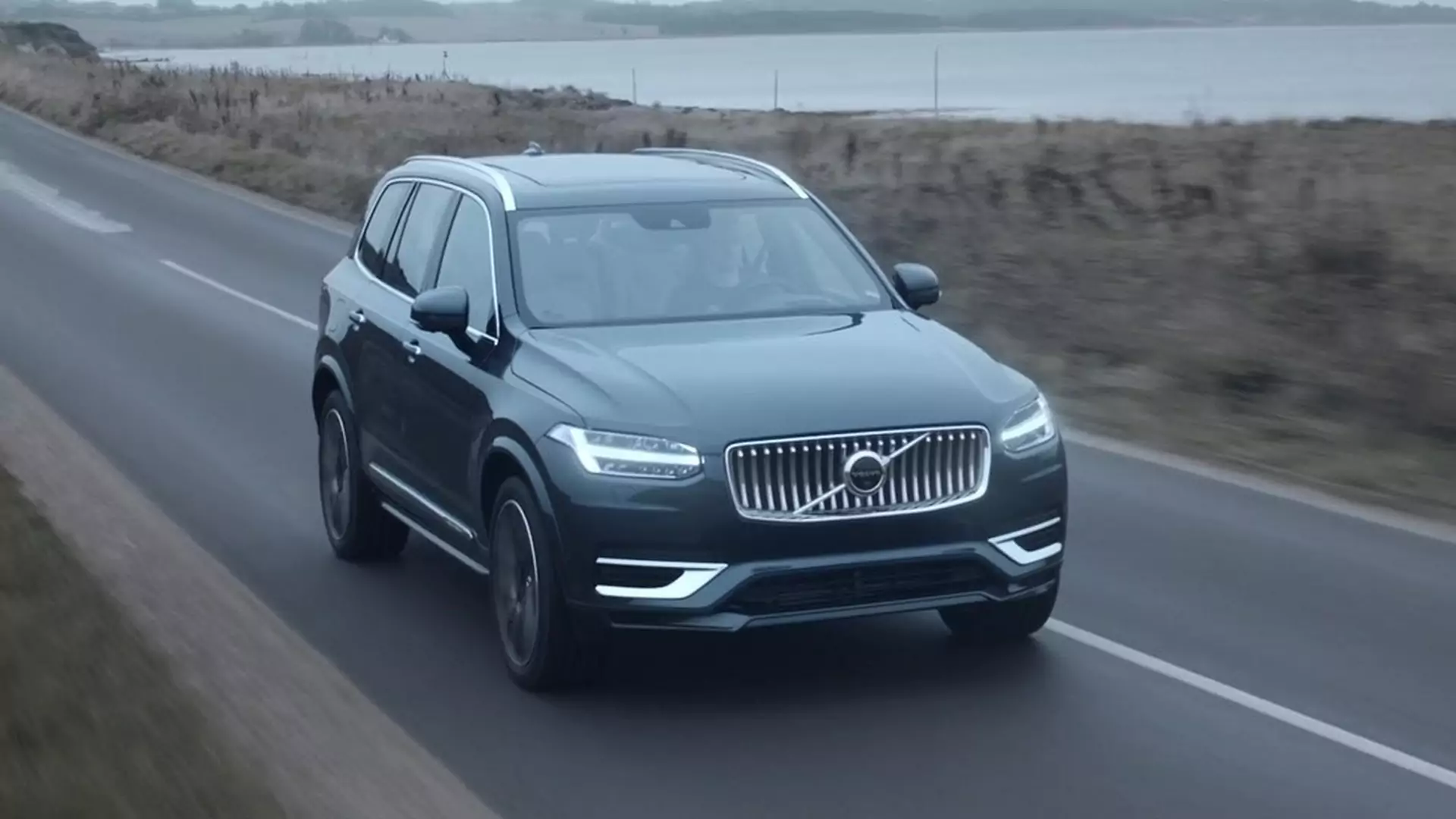 Volvo XC90 – jak nie wybierzesz, zawsze będzie luksusowo