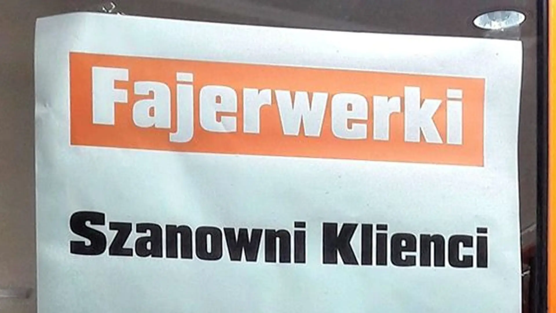 Brawo! OBI rezygnuje ze sprzedaży fajerwerków przed Sylwestrem