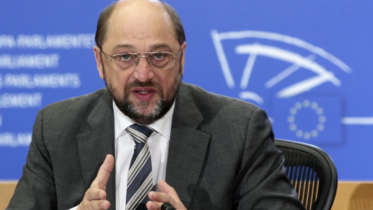 Stanowiska państw członkowskich w sprawie budżetu UE na lata 2014-2020 są bardzo odległe - ocenił w piątek szef PE Martin Schulz. Dodał, że jeśli wieloletnie ramy finansowe zostaną uzgodnione na szczycie w lutym na zbyt niskim poziomie, PE może je zawetować.