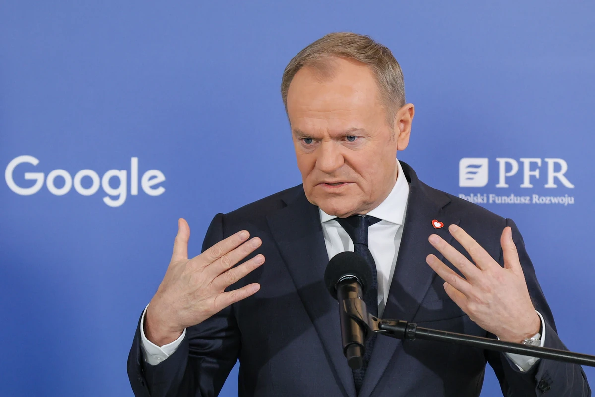 Donald Tusk pobiera trzy emerytury. Jedna z nich od 1 marca wzrośnie o 600 zł