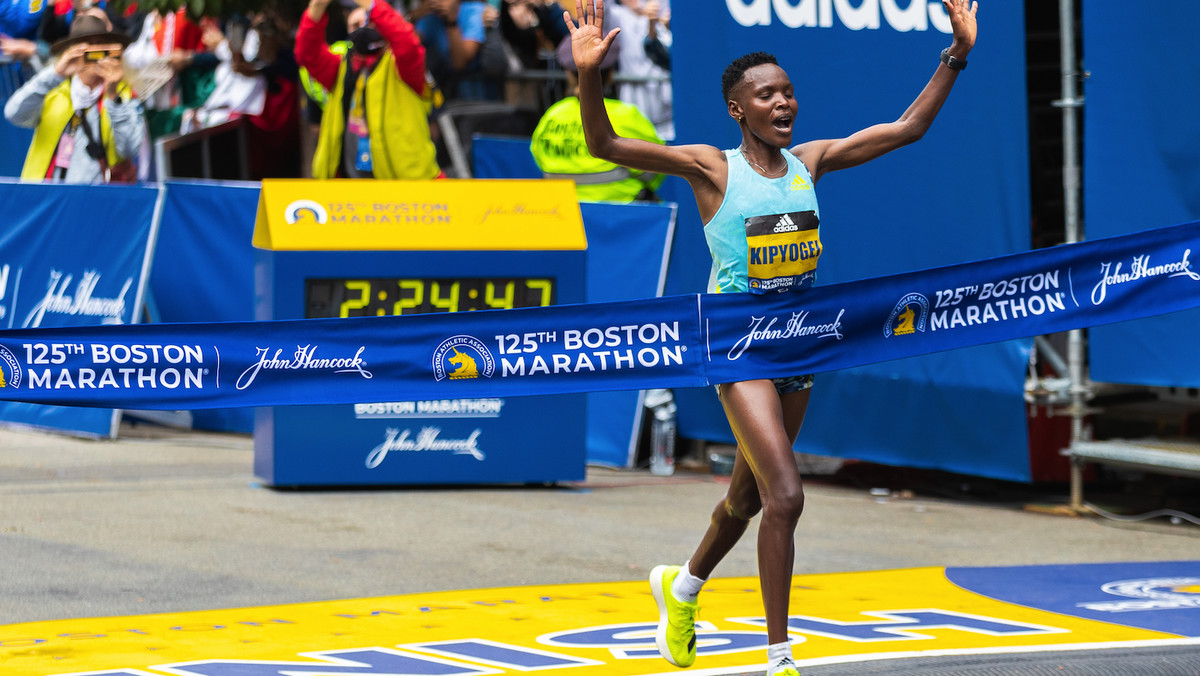 Maraton w Bostonie znów przyciągnął czołówkę, choć wyniki nie są uznawane w tabelach