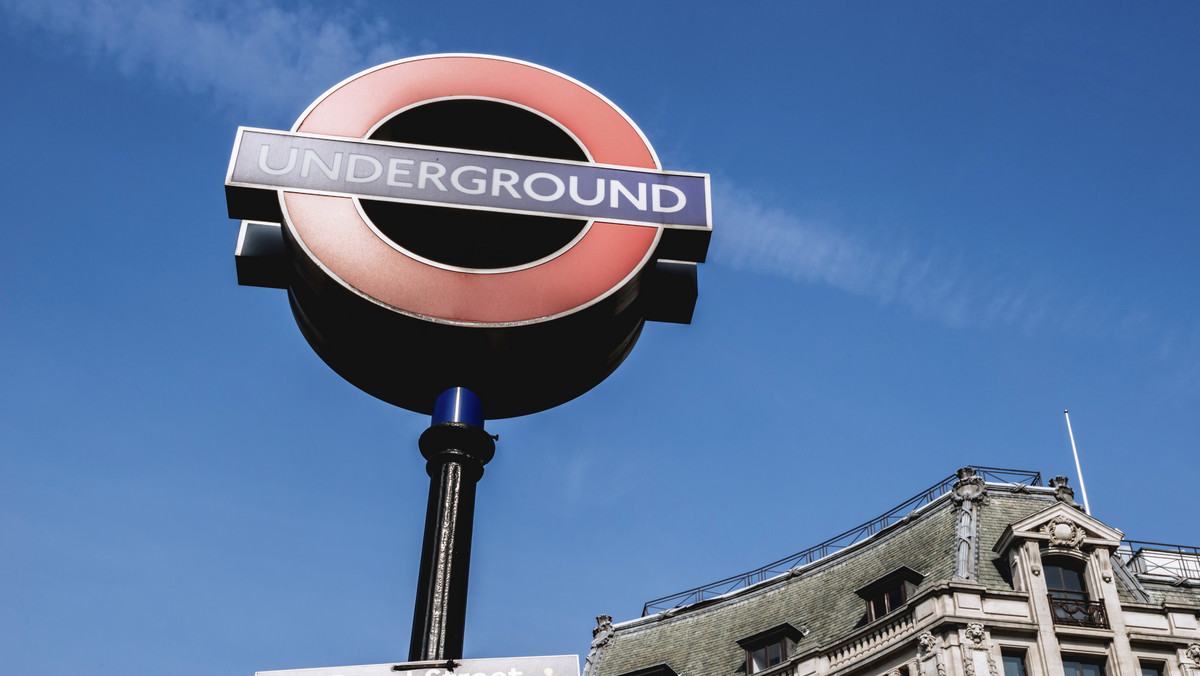 Londyn: mężczyzna zabity przez nożownika przy stacji metra Clapham Common