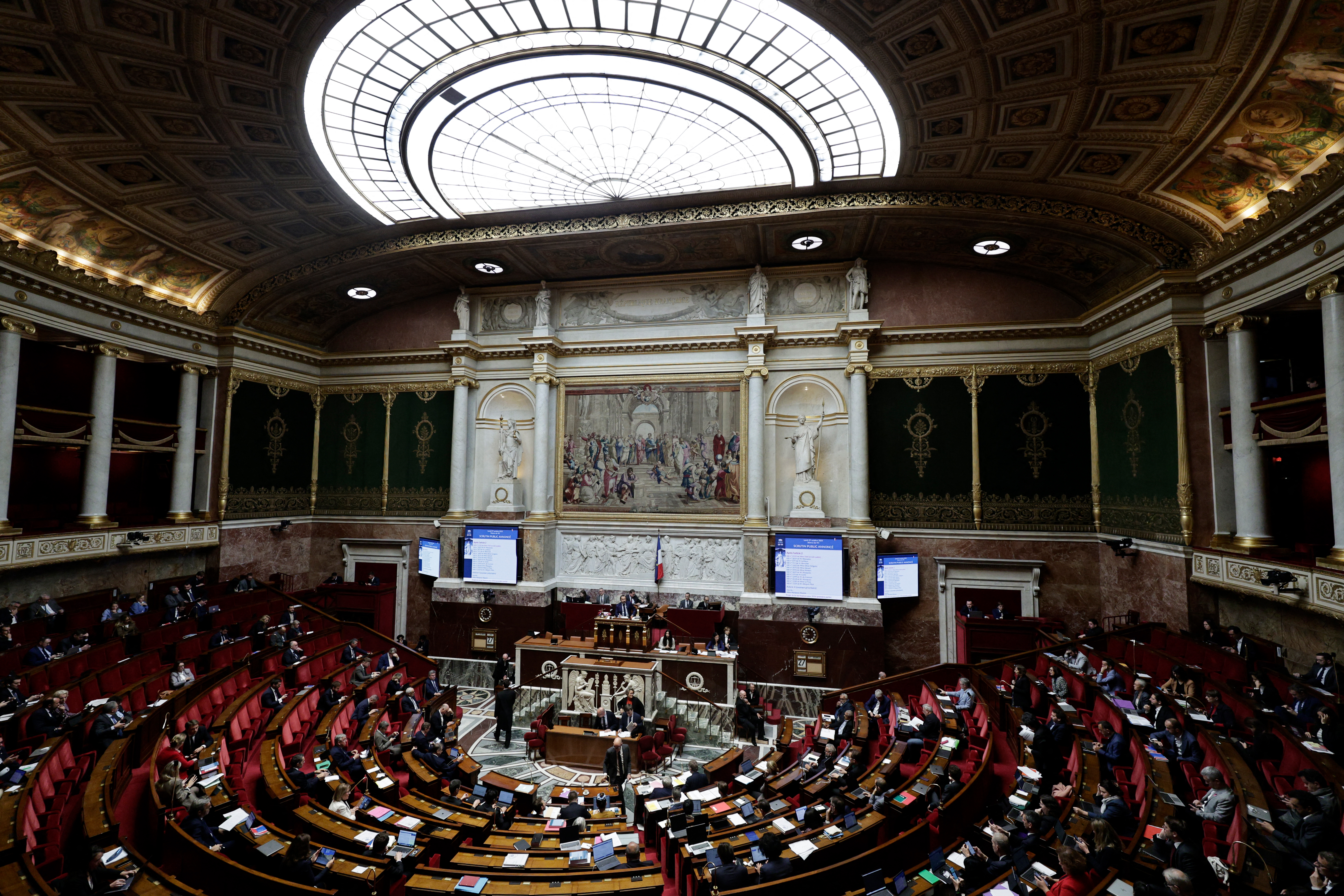 Budget 2026 : refus de la taxe Zucman attise tensions avec le PS