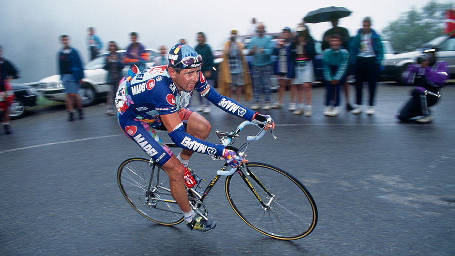 Tony Rominger podczas Tour de France w 1995 roku