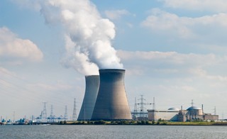 Przemysł jądrowy, NGOsy i część rządów oczekują włączenia atomu do systemu zrównoważonego rozwoju UE