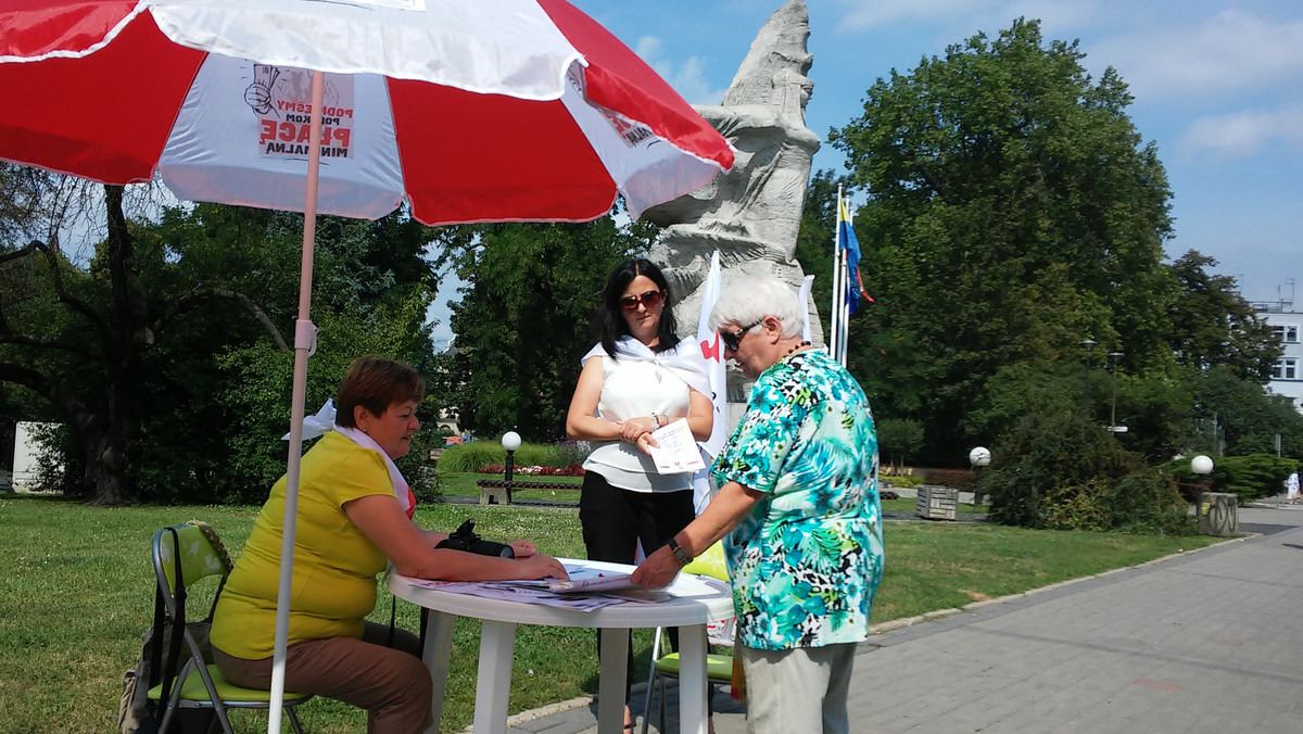 Opolska Solidarność włączyła się w ogólnopolską akcję pt. "Odzyskajmy niedzielę". – Niedziela jest dniem świętym. Chcemy ograniczyć handel w ten dzień, a nie zakazywać – przekonuje Grzegorz Adamczyk z opolskiej Solidarności.