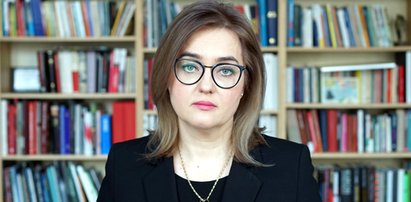 Magdalena Adamowicz nie rozstaje się z pamiątką po ukochanym mężu. Ciągle nosi ją przy sercu. Wzruszające...