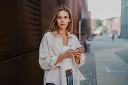 Feminoteka wprowadza czatbotkę Viktoria do walki z przemocą wobec kobiet