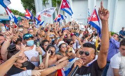 Po protestach obywateli, rząd Kuby znosi tymczasowo cła m.in. na żywność