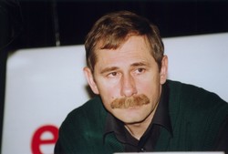 Była ukochaną Andrzeja Strzeleckiego. Starszy kochanek zawrócił jej w głowie. Doszło do dwóch tragedii