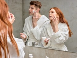 BADANIE obaliło mit o tym, że kobiety poświęcają więcej czasu na dbanie o wygląd!