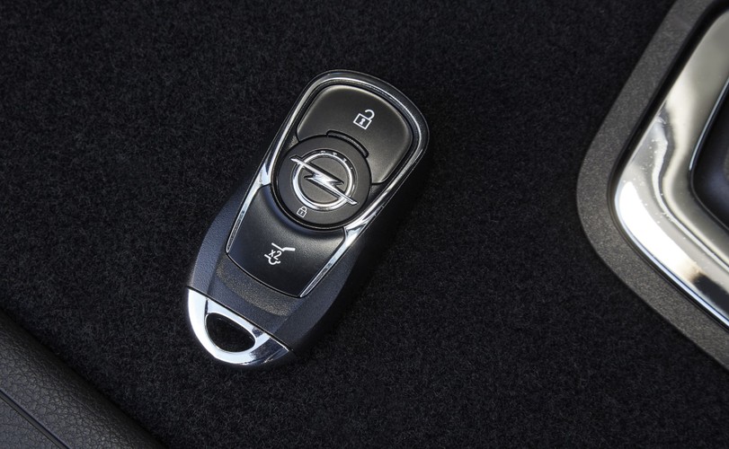 Opel astra sports tourer